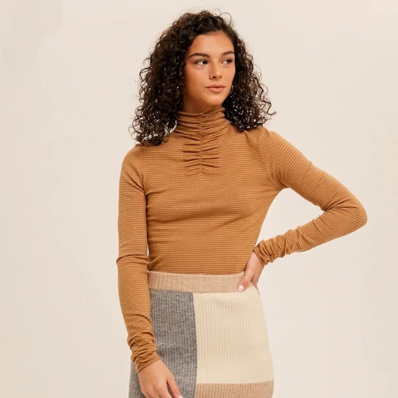 NWT Hem & Thread INA PIN STRIPE SHIRRING MOCK NECK TOP IN MUSTARD - Picture 6 of 13